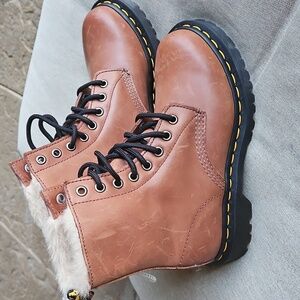 Dr Martens 1460 Serena Fleece Lined Leather Boots, Saddle Tan, Woman's 5